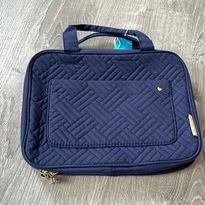 NWT hanging organizer